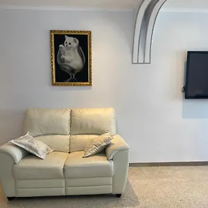  Habitación en casa particular Shared Apartment! Piso Compartido! общая квартира! España